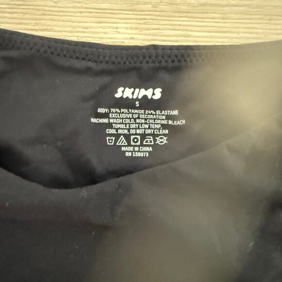 SKIMS Fits Everybody High Neck Sleeveless Tank Bodysuit Onyx Black Size Small - Picture 5 of 5